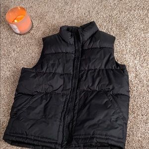 black vest w/ pockets